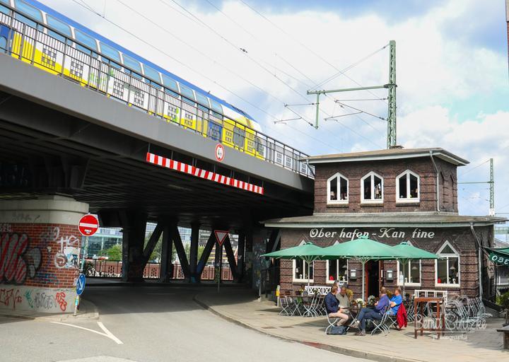 Oberhafen Kantine