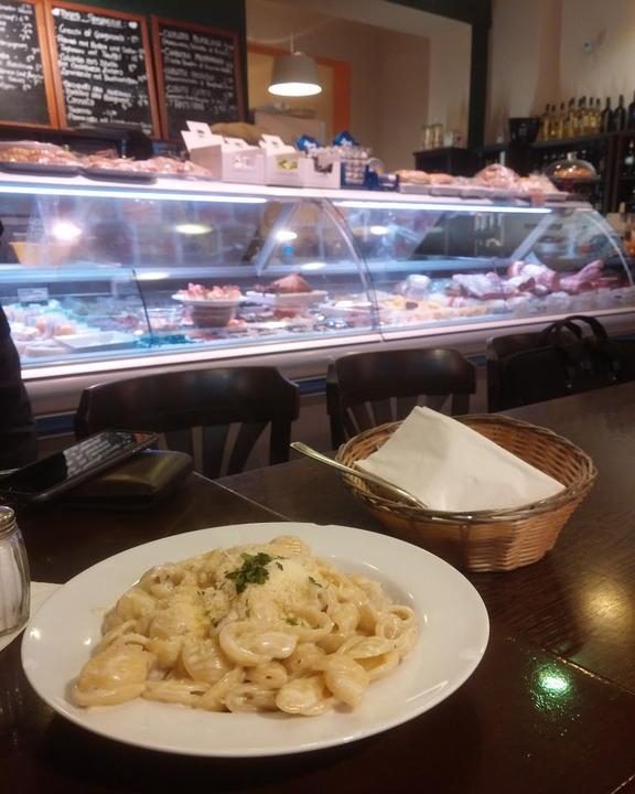 Pasta Bar Inh. Gianni Gillone