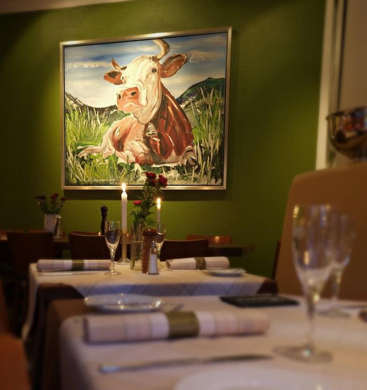 EBERT Restaurant & Bar