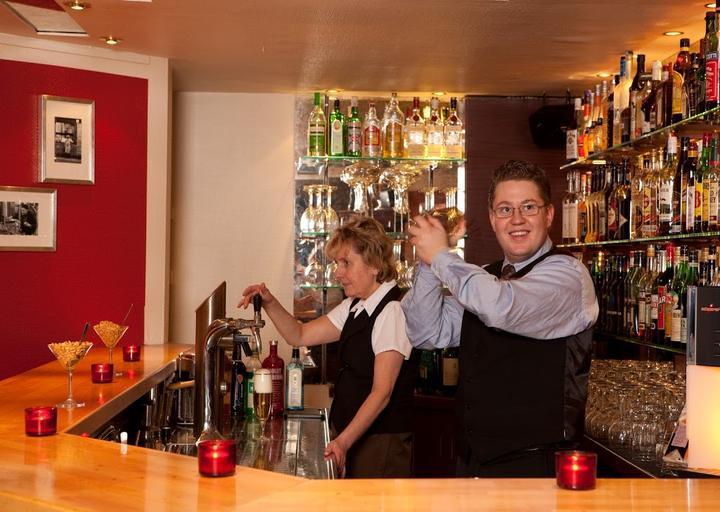 EBERT Restaurant & Bar