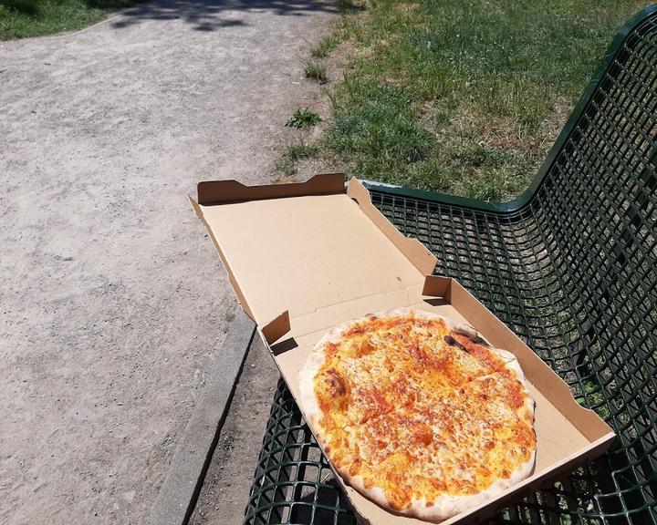 Pizza Mia