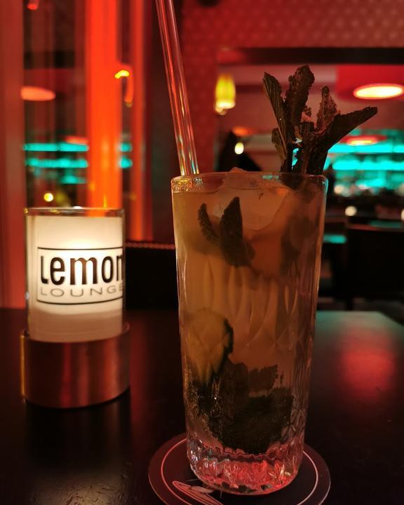 Lemonlounge Wall-Cafe