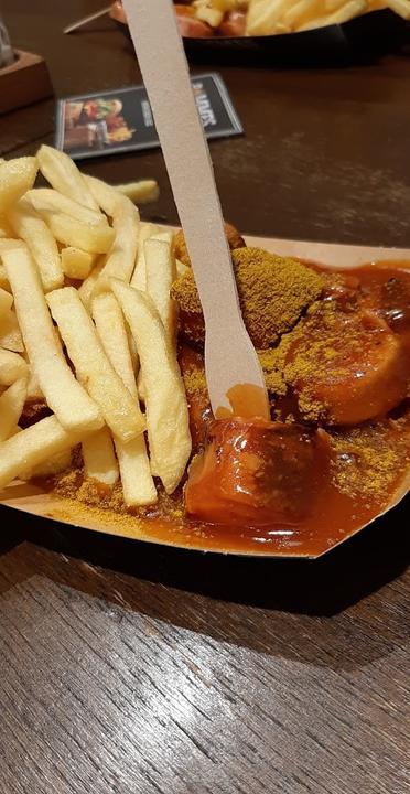 Pommes Freunde OEZ München