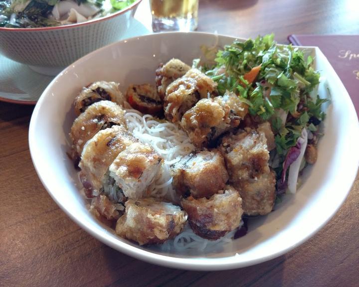 Ã-ÃU Vietnamesisches Restaurant