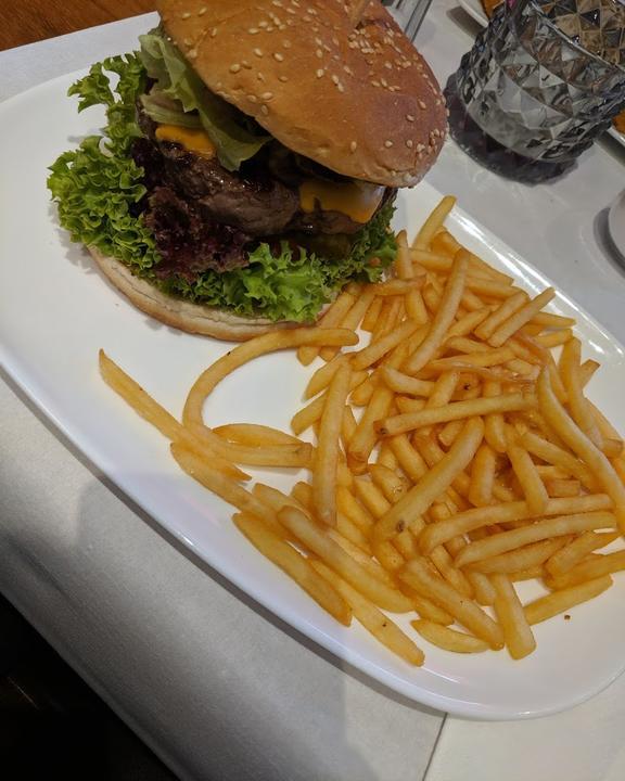Restaurant Embassy