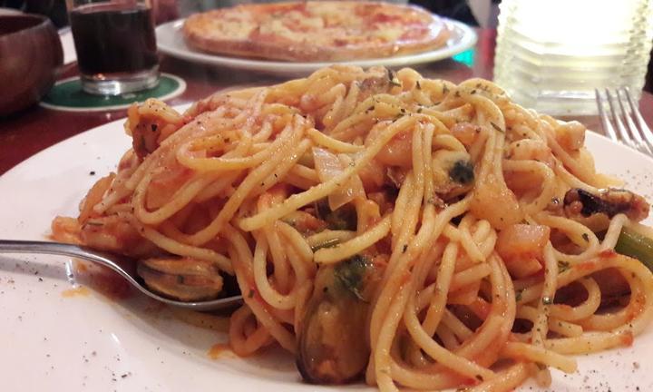 Pilsstubchen La Bettola Pizzeria