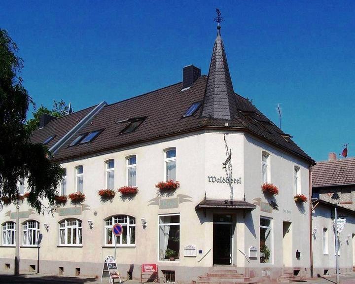Waldhotel
