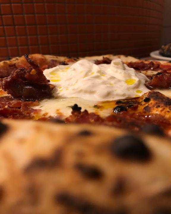 W Pizza