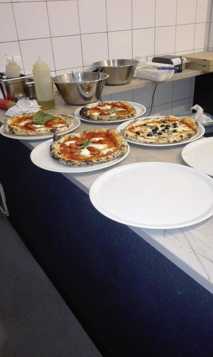 W Pizza