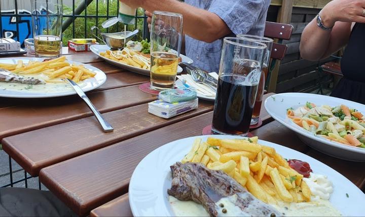 Restaurant Steins