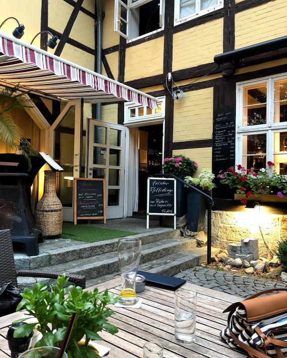 Restaurant Word Haus