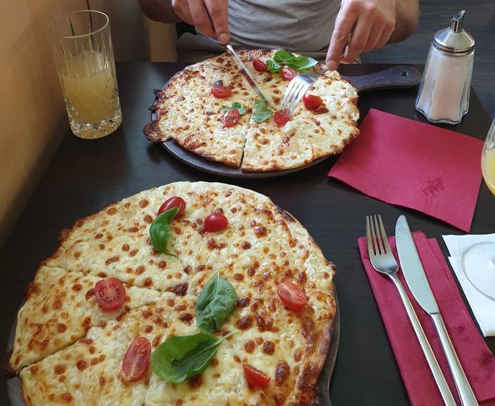 Cafe Romanplatz