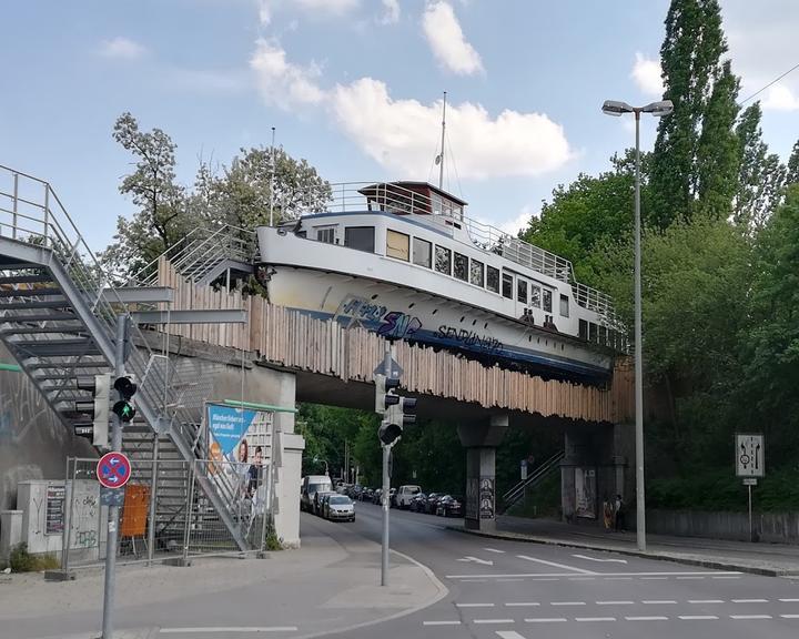 Zur Gruam