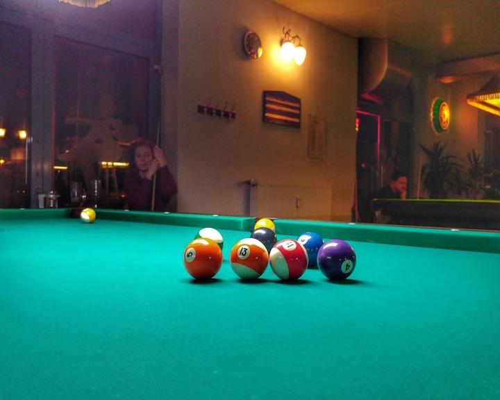 Billard Company Salon Treptow