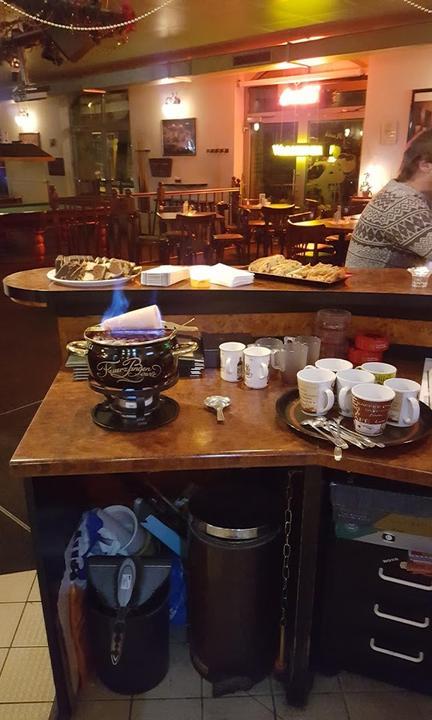 Billard Company Salon Treptow