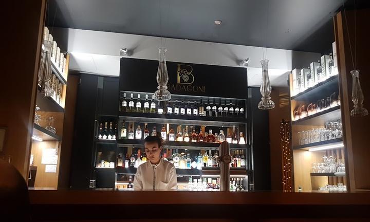 Madloba Lounge