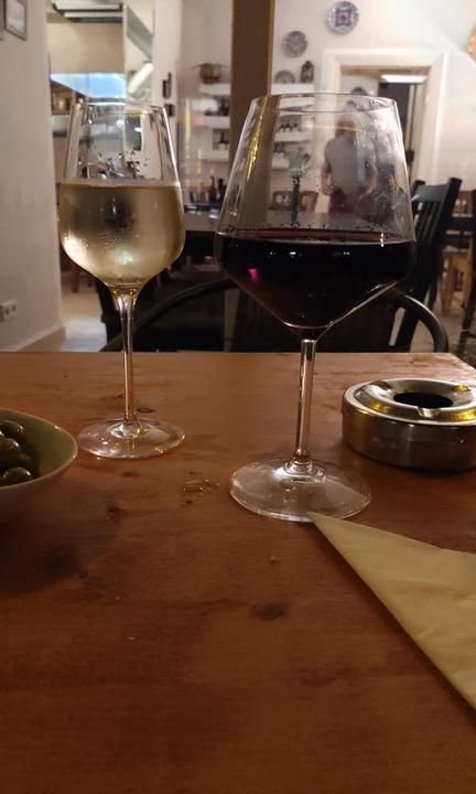 L'Orologio Restaurant & Bar