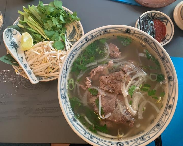 Lúa Cuisine