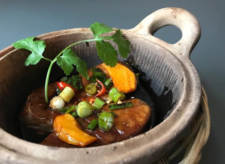 Lúa Cuisine