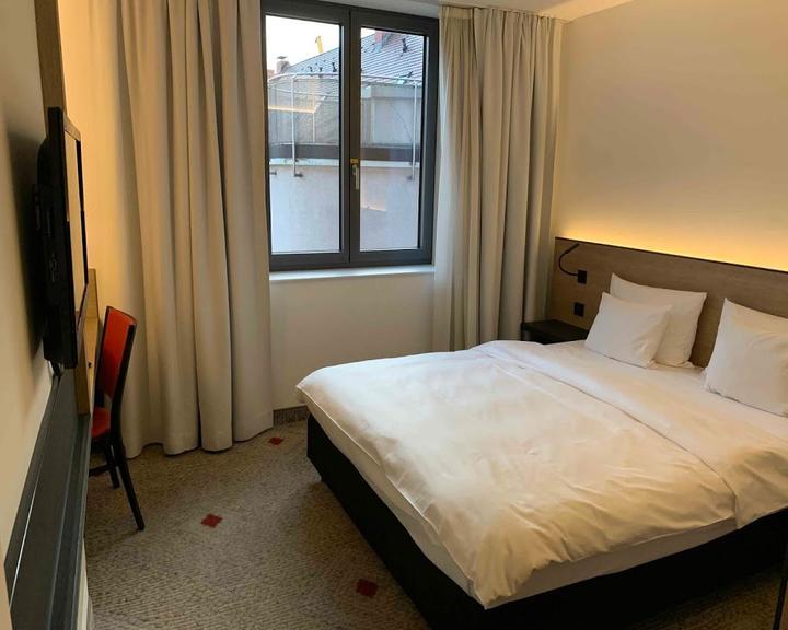 Nachmittagscafe Sorat Hotel Saxx