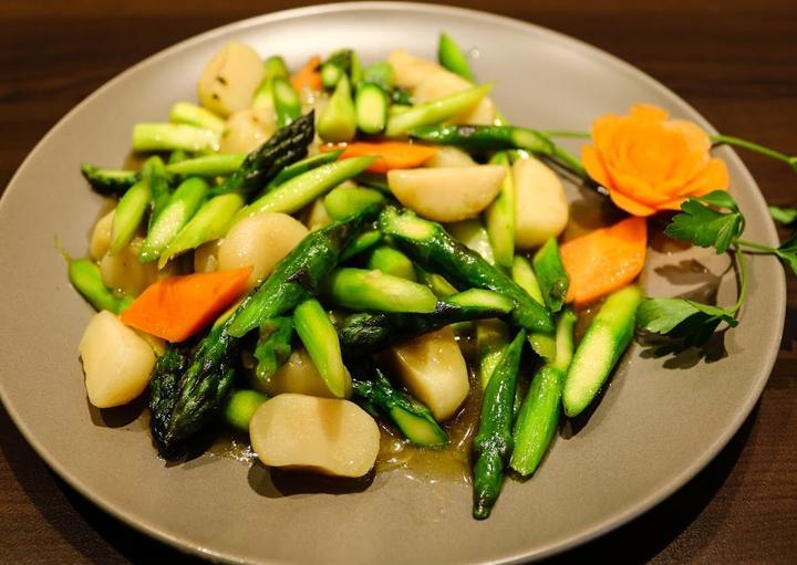 DongWu Chinese Kitchen