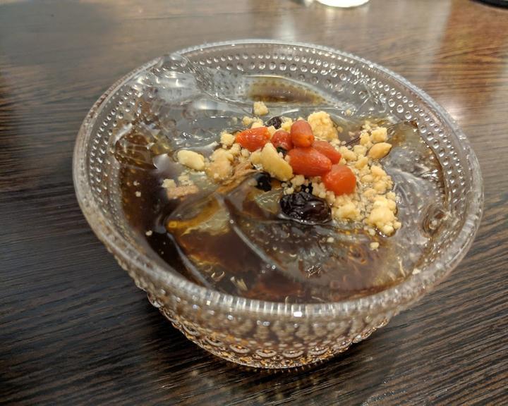 DongWu Chinese Kitchen