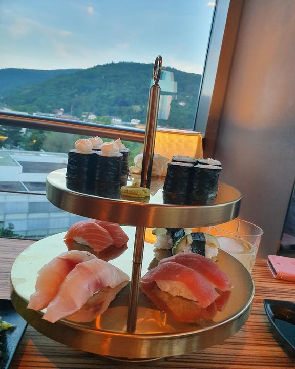 Schilling Roofbar (Nikkei Sushi and Cocktails)