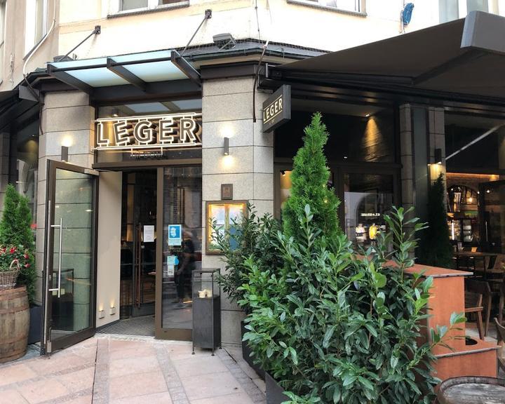 LEGER AM DOM Restaurant & Bar