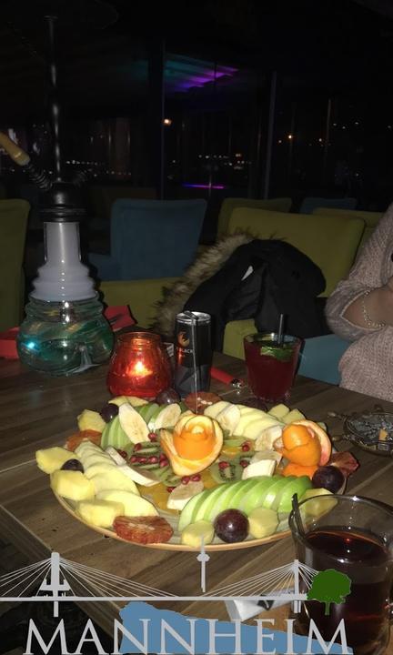 Mekan Cafe Restaurant