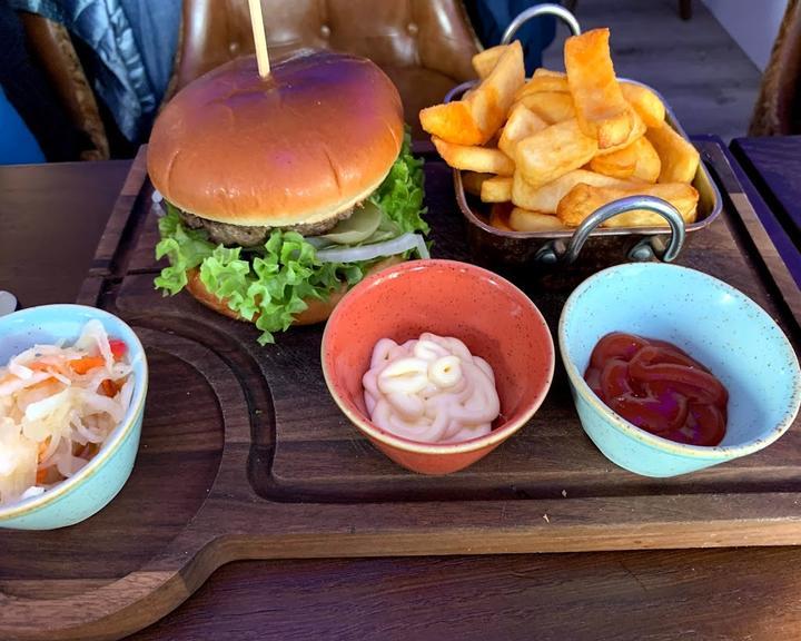 3 Meter uber dem Main