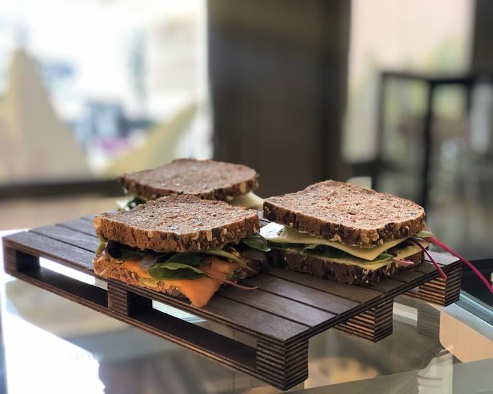 Haelthy Cafe