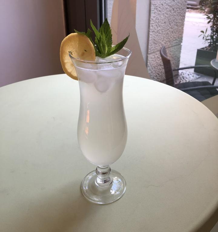 Haelthy Cafe
