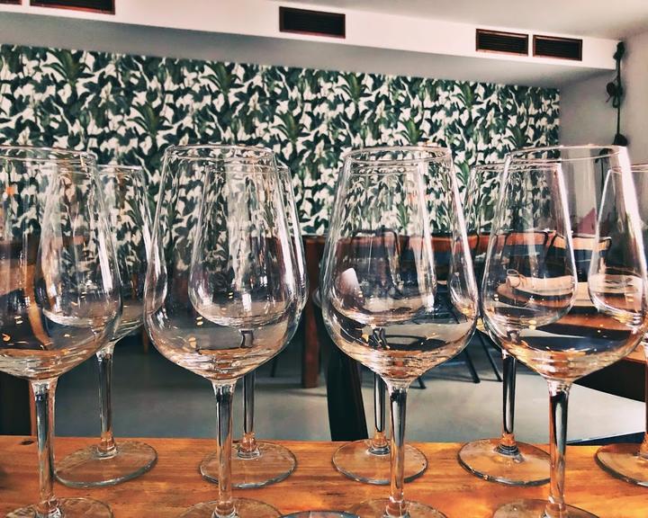 El Jardín Tapas & Vino