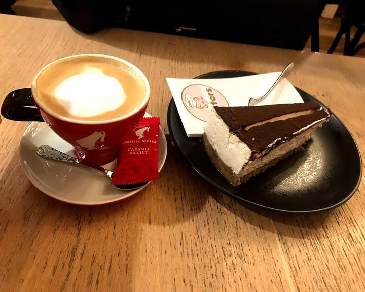 Cafe Sisters