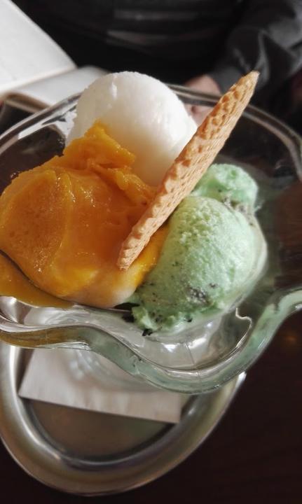Eiscafe Candy