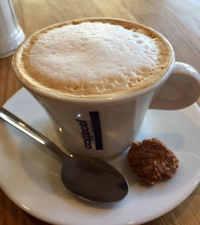 Cafe Lual