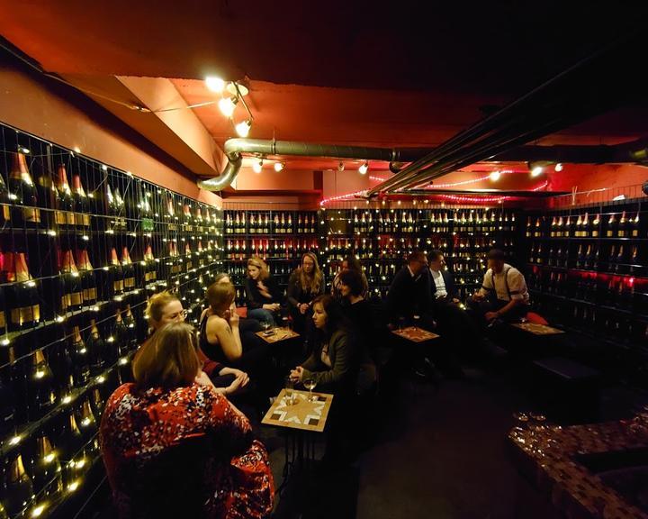 Tapas Bar La barra -cava y mas-
