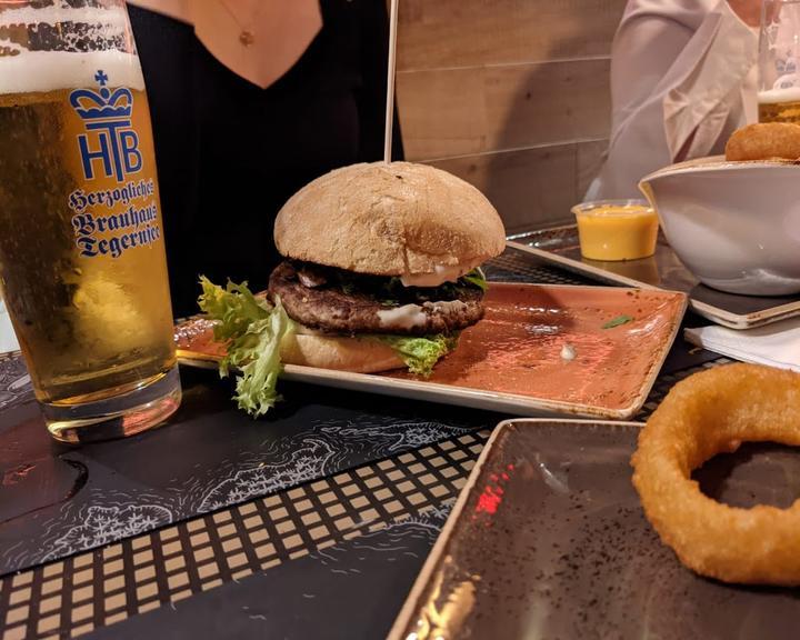 Peter Pane - Burgergrill & Bar