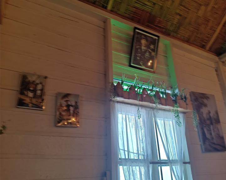 Lina Cafe & Bistro