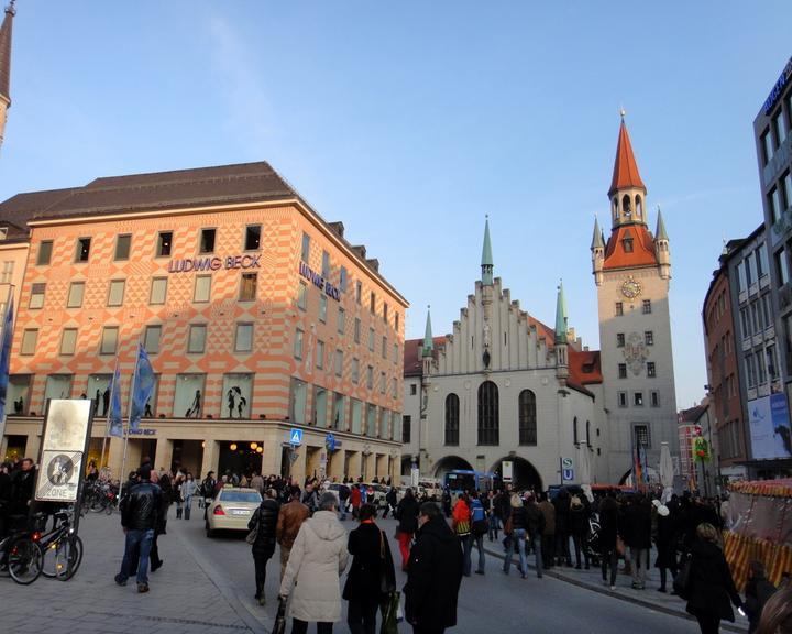 Cafe Am Marienplatz