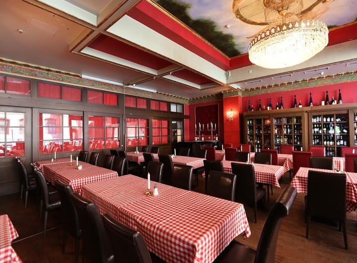 Trattoria Piazza Rossa