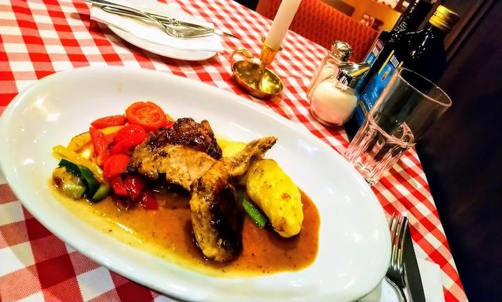 Trattoria Piazza Rossa