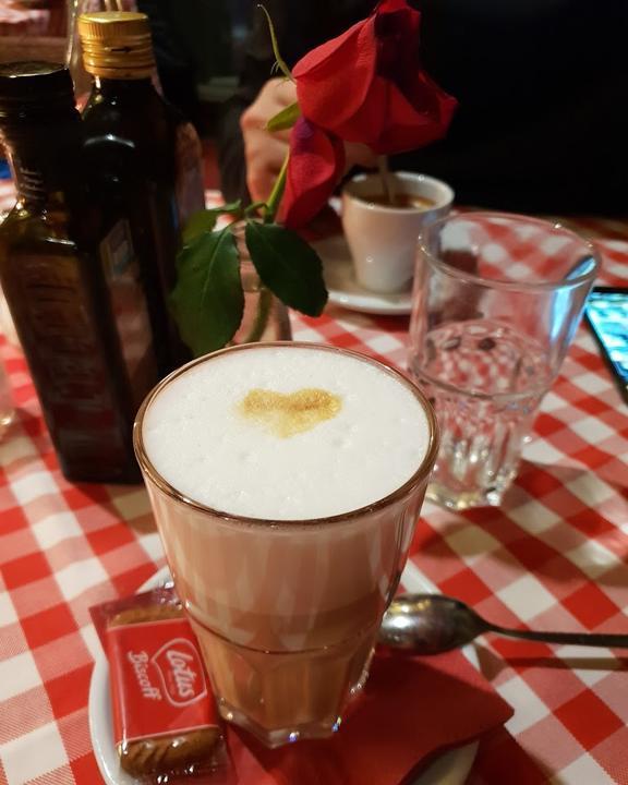 Trattoria Piazza Rossa