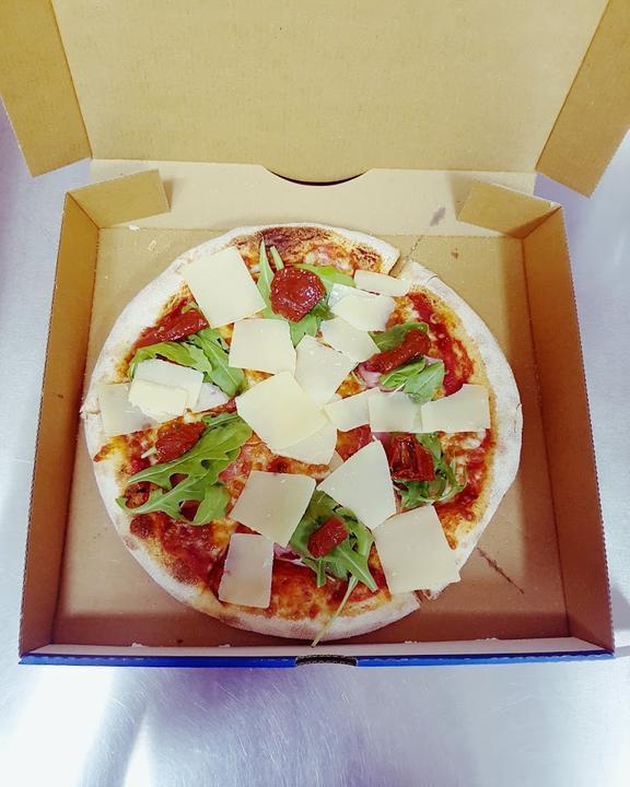 UNO Pizza