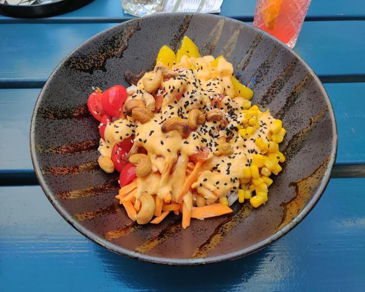 Trinitii - Bowls & Drinks