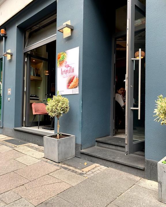 Trinitii - Bowls & Drinks