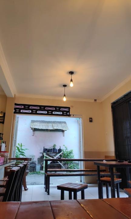 mooi cafe & restaurant