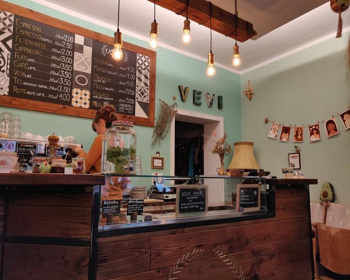 vevi - veganes Vintage Cafe