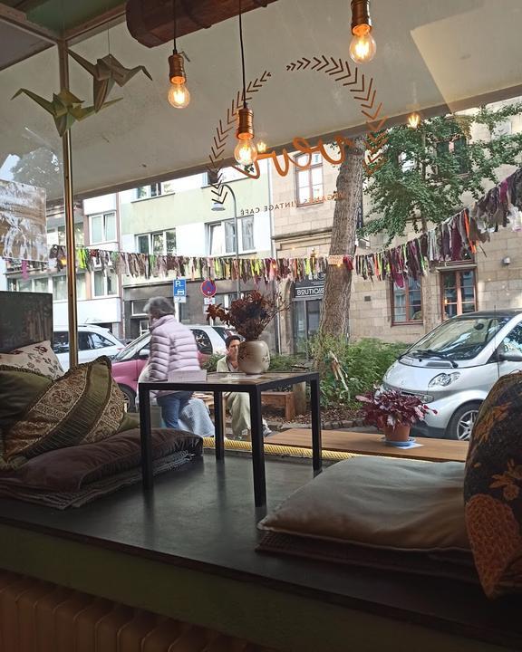 vevi - veganes Vintage Cafe