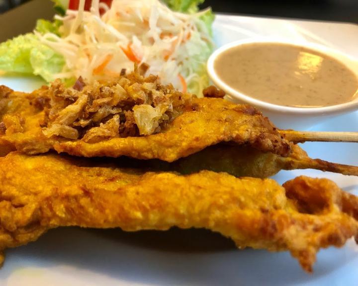Papaya Royal Thai